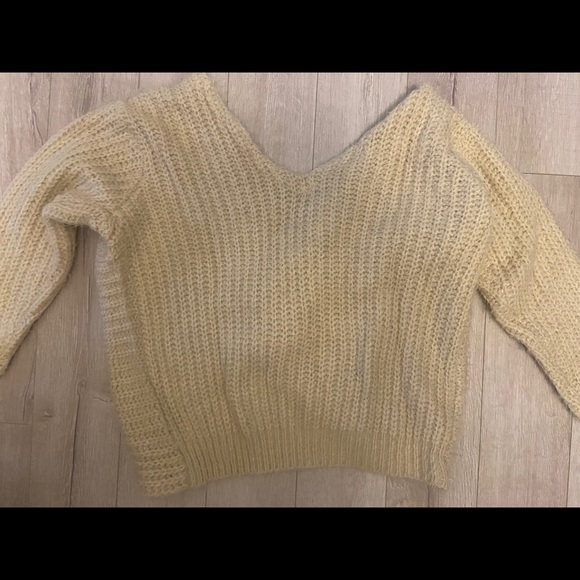 Knit cross over sweater - Picture 6 of 6